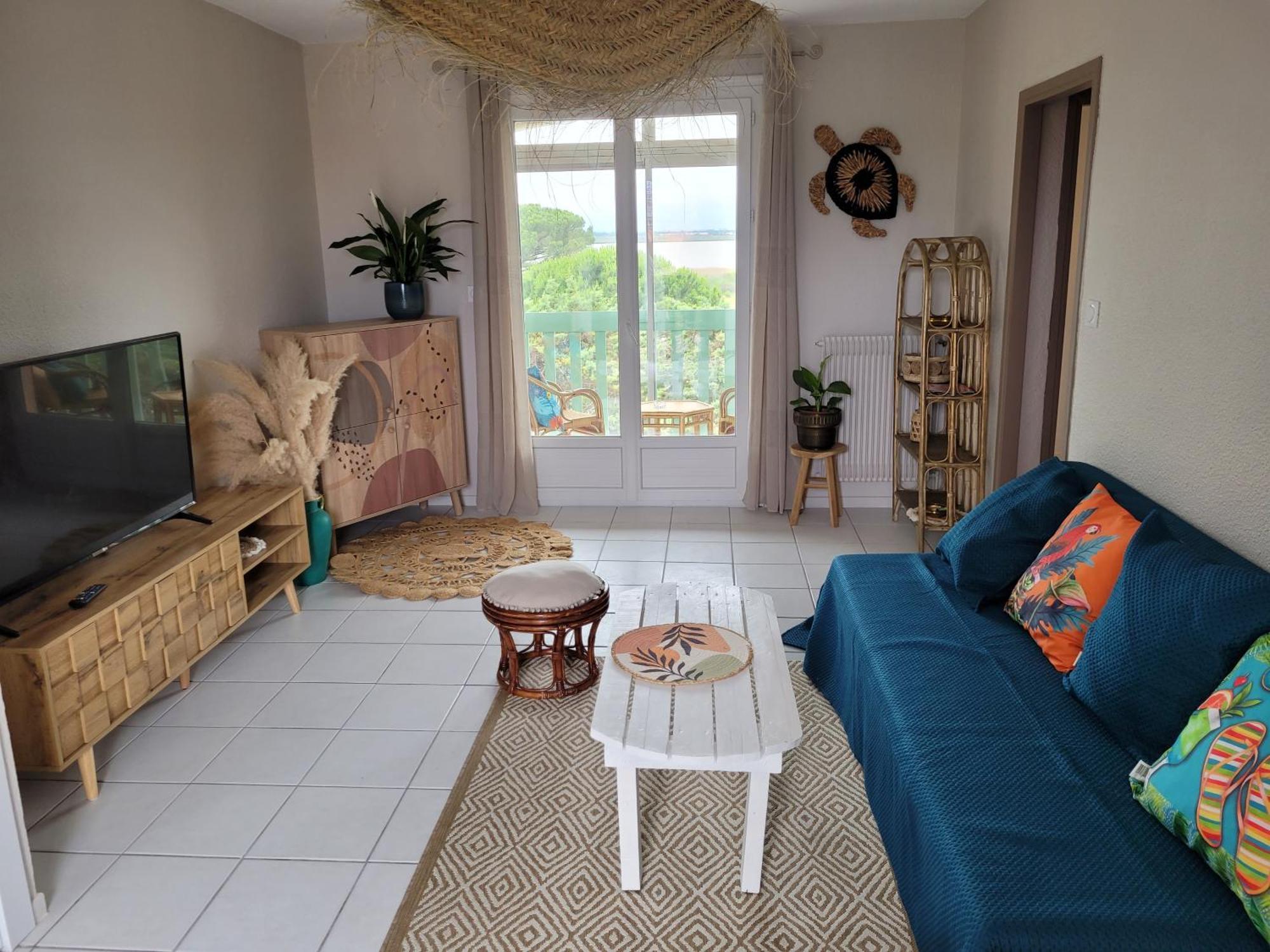 Le Capestang Apartment Кане Екстериор снимка