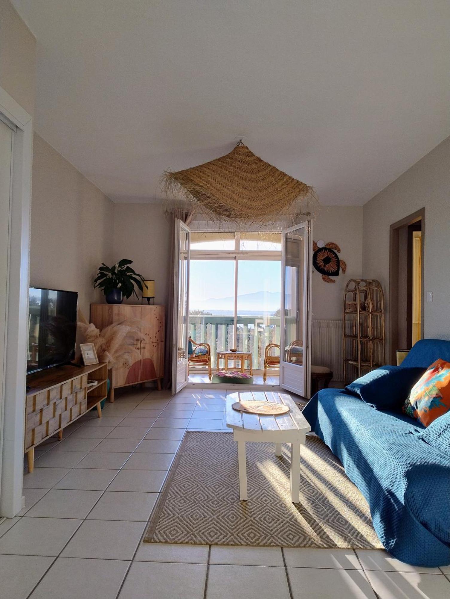 Le Capestang Apartment Кане Екстериор снимка